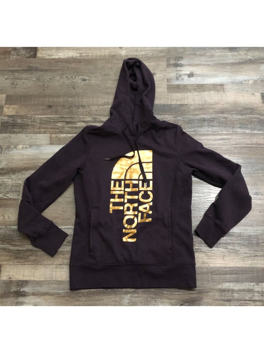 The North Face Womens Small Purple with Gold Hoodie Sweatshirt Pullover